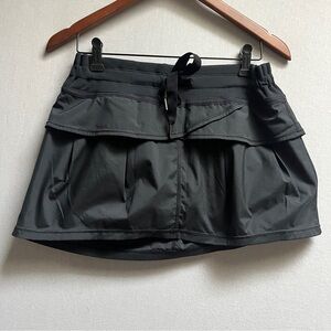 Lululemon Black Athletic Skort with Drawstring Waist Sz 8